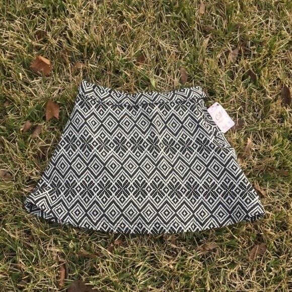 NWT Geo Print A-Line Skirt - Picture 3 of 6